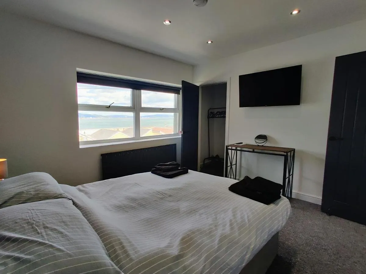 The Clifton - Sea View Home - By Tifa Stays Swansea Сasa de vacaciones